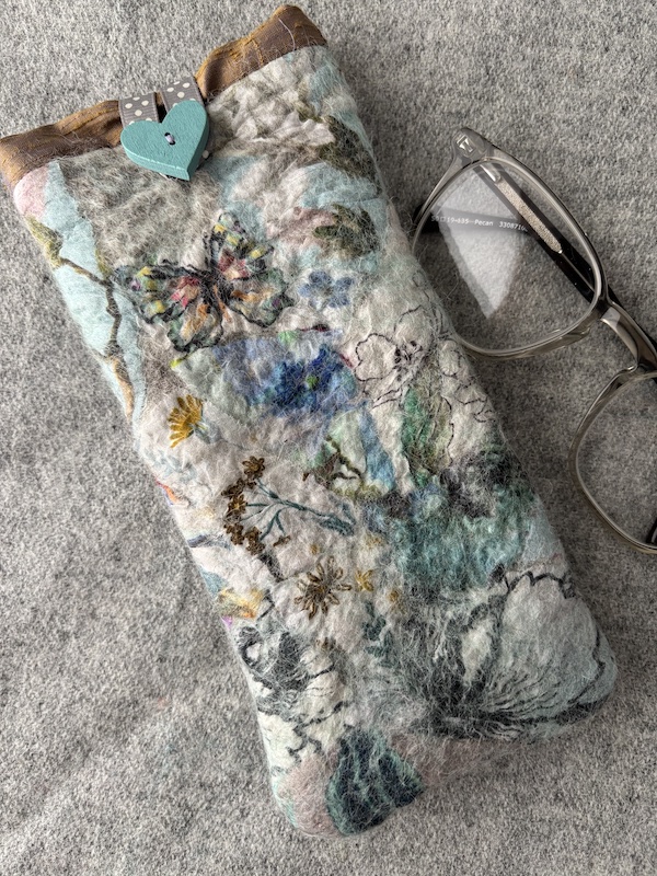 Turquoise butterfly glasses case