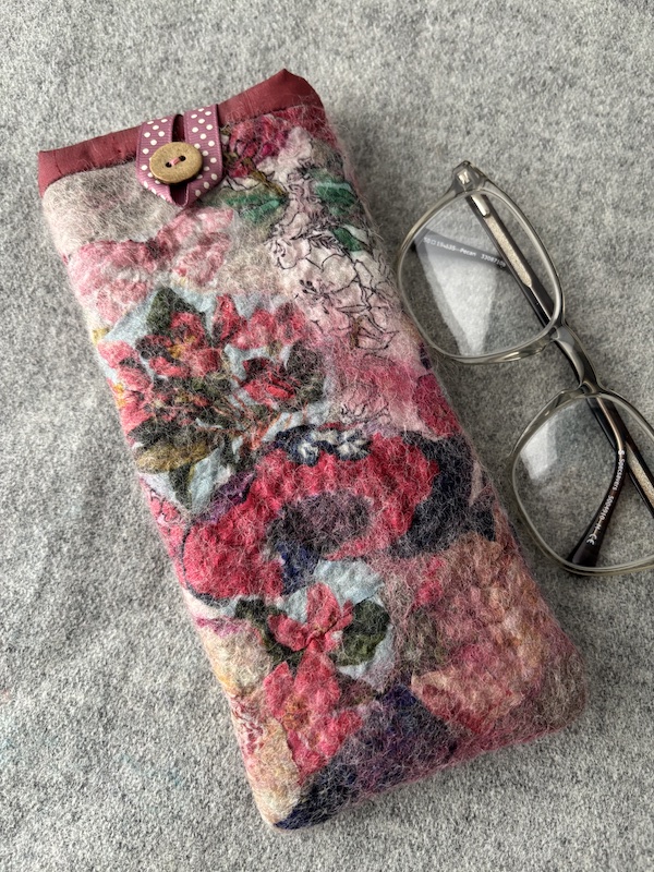 Pink butterflies Glasses case